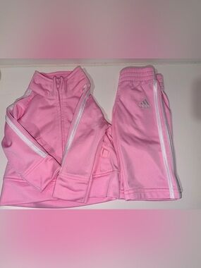 ADIDAS girls 2-piece Classic Tricot Track Suit With Jacket & Pants SIZE 3M